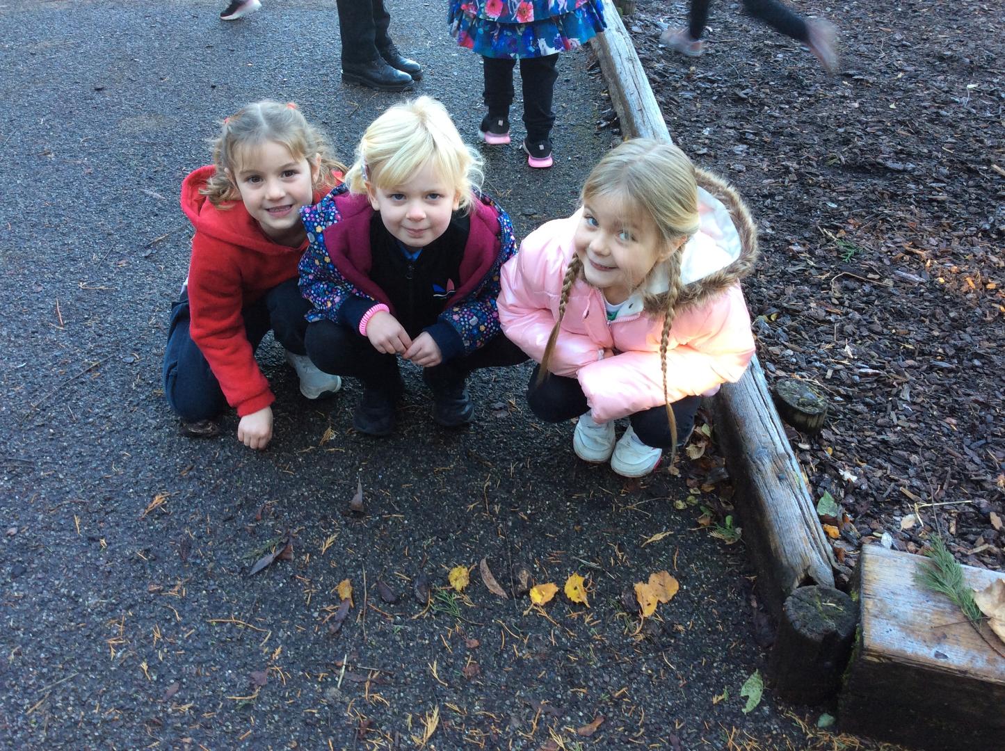 children with a leaf pattern